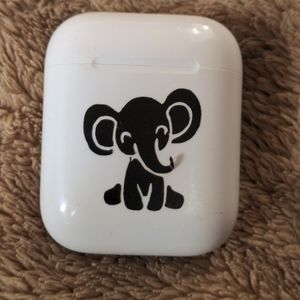 Apple AirPods 2nd Gen